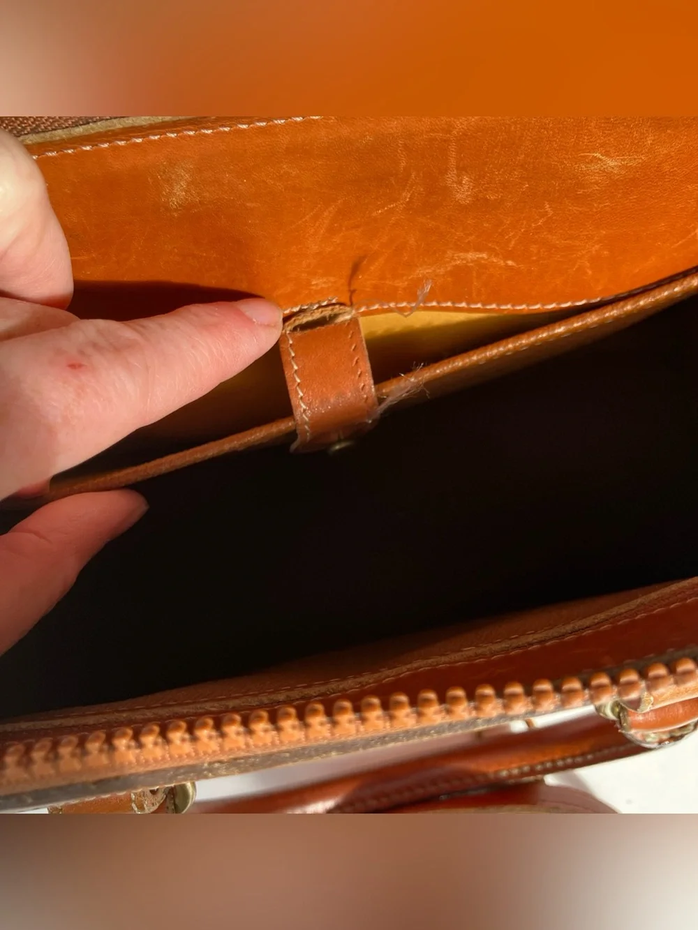 Red Dooney & Burke satchel vintage All weather leather distressed #openbag